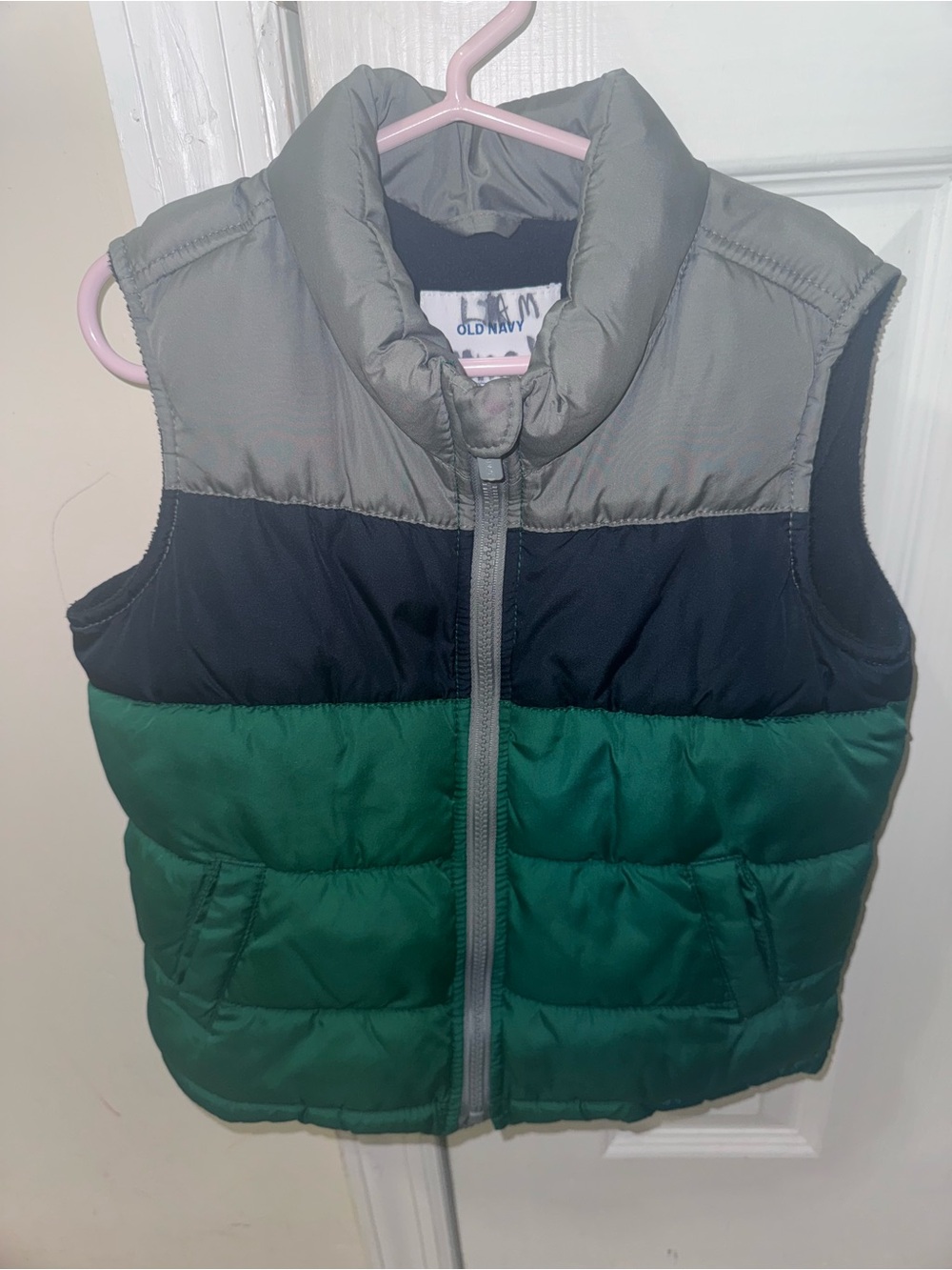 Old Navy Boys Colorblock Puffer Vest Size 5T Green Navy Gray
